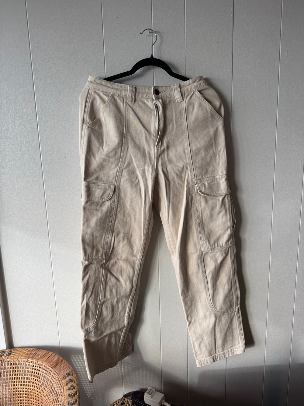 Billabong Cream Cargo Pants - Relaxed Utility Style